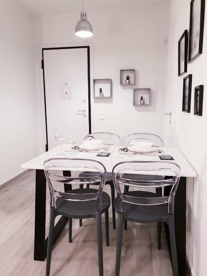 Beautiful Brand New Apartment Seaside Ateny Zewnętrze zdjęcie