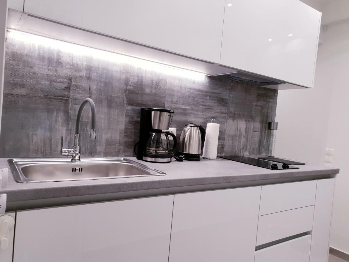 Beautiful Brand New Apartment Seaside Ateny Zewnętrze zdjęcie